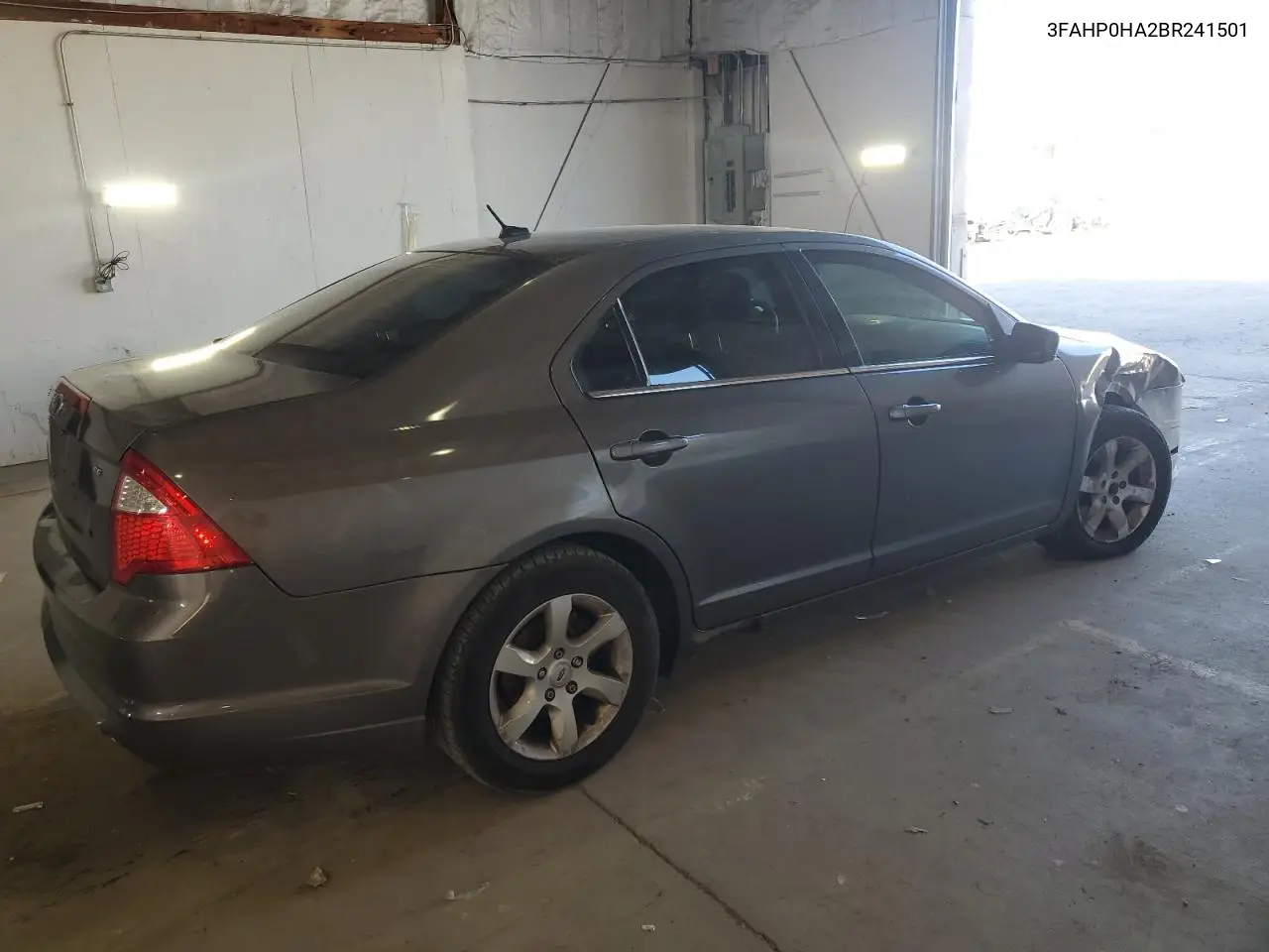 3FAHP0HA2BR241501 2011 Ford Fusion Se