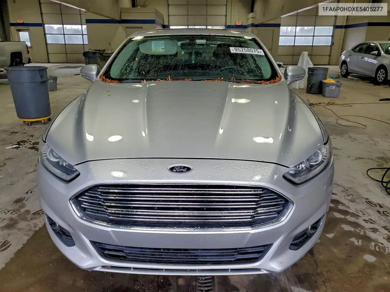 1FA6P0HDXE5405277 2014 Ford Fusion Se