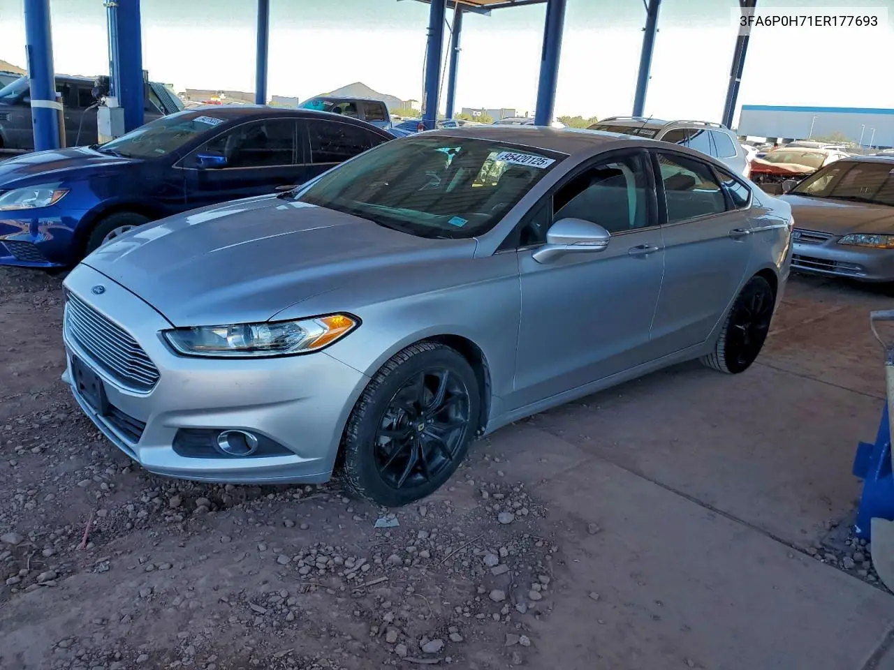 3FA6P0H71ER177693 2014 Ford Fusion Se