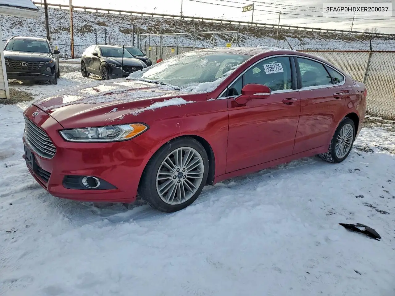 3FA6P0HDXER200037 2014 Ford Fusion Se