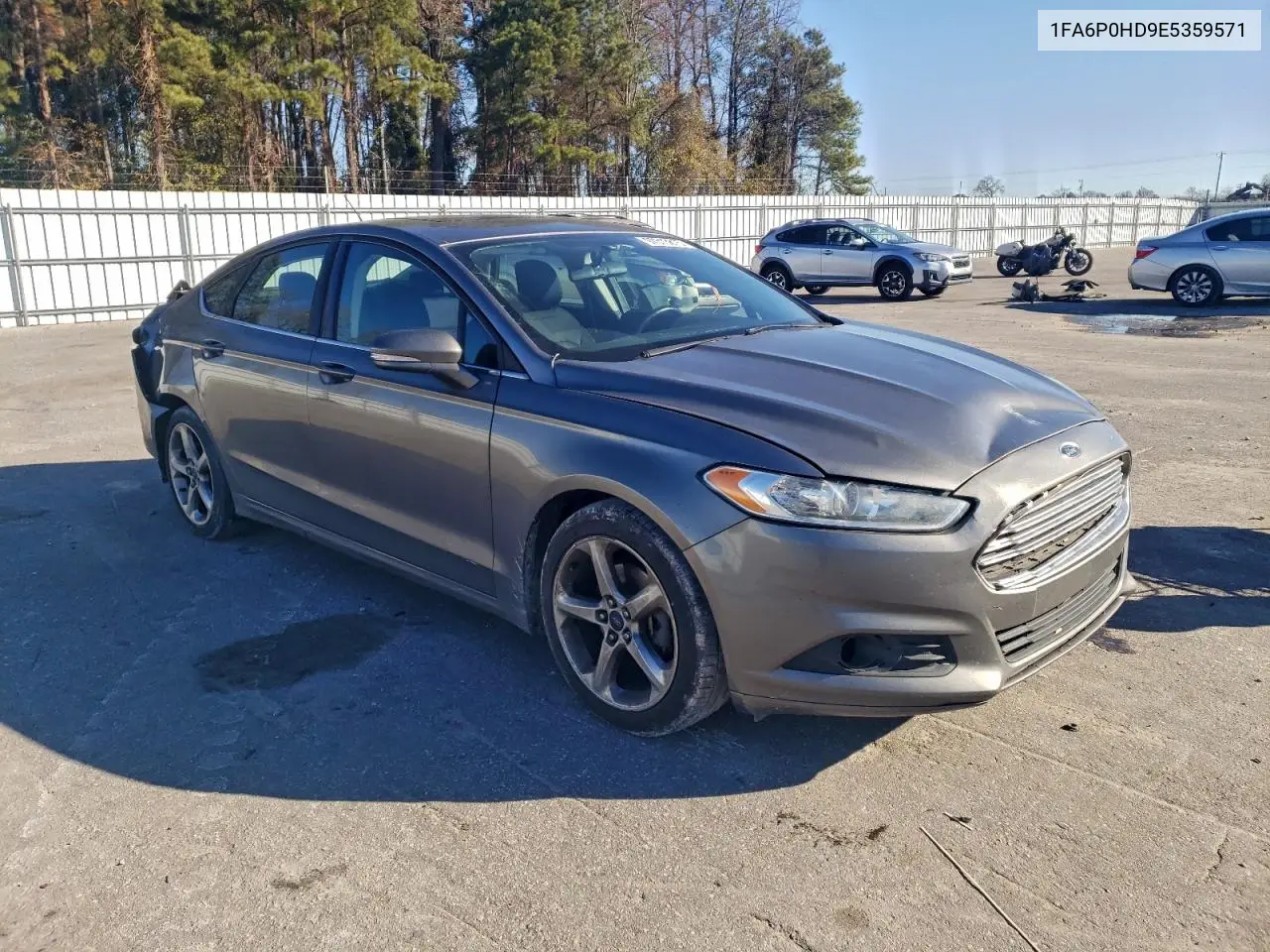 1FA6P0HD9E5359571 2014 Ford Fusion Se