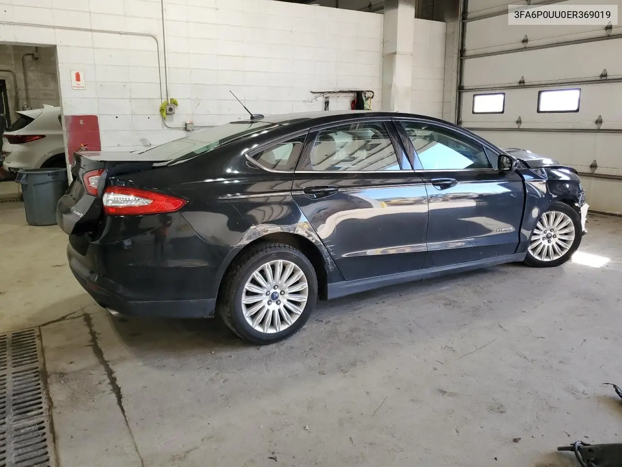 3FA6P0UU0ER369019 2014 Ford Fusion S Hybrid