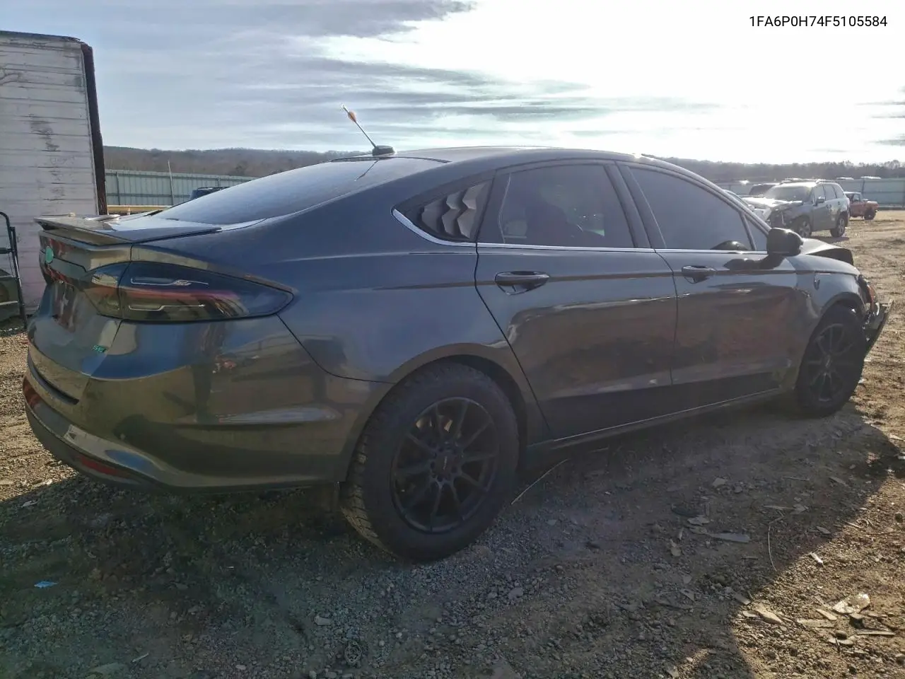 1FA6P0H74F5105584 2015 Ford Fusion Se