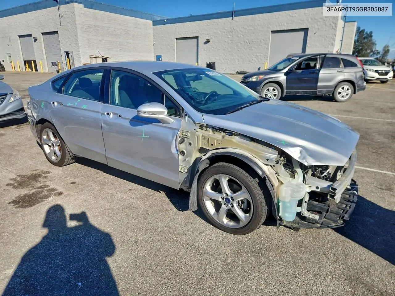 3FA6P0T95GR305087 2016 Ford Fusion Se