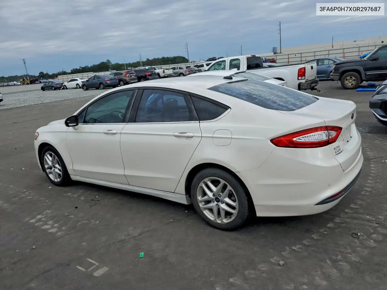 3FA6P0H7XGR297687 2016 Ford Fusion Se