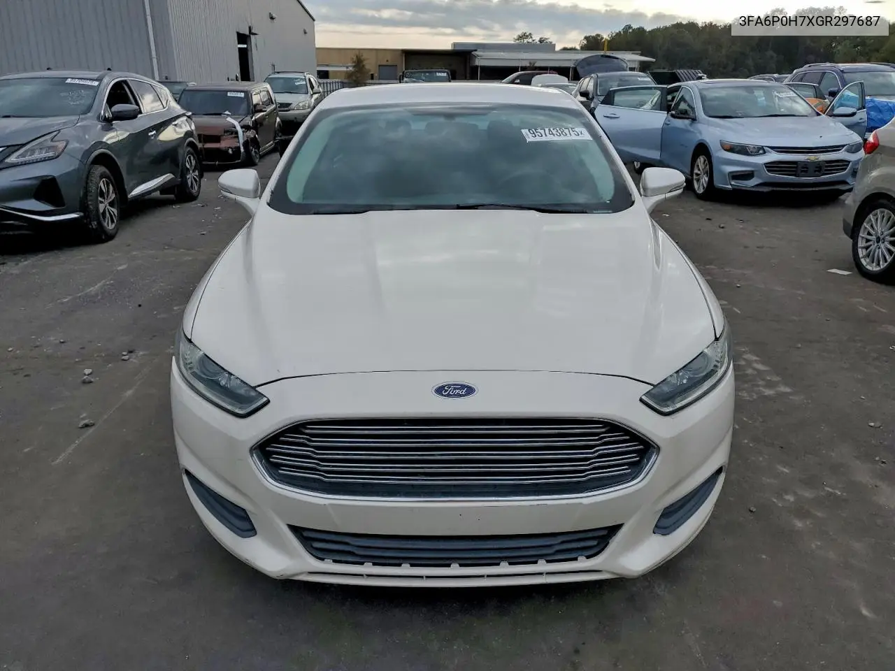3FA6P0H7XGR297687 2016 Ford Fusion Se