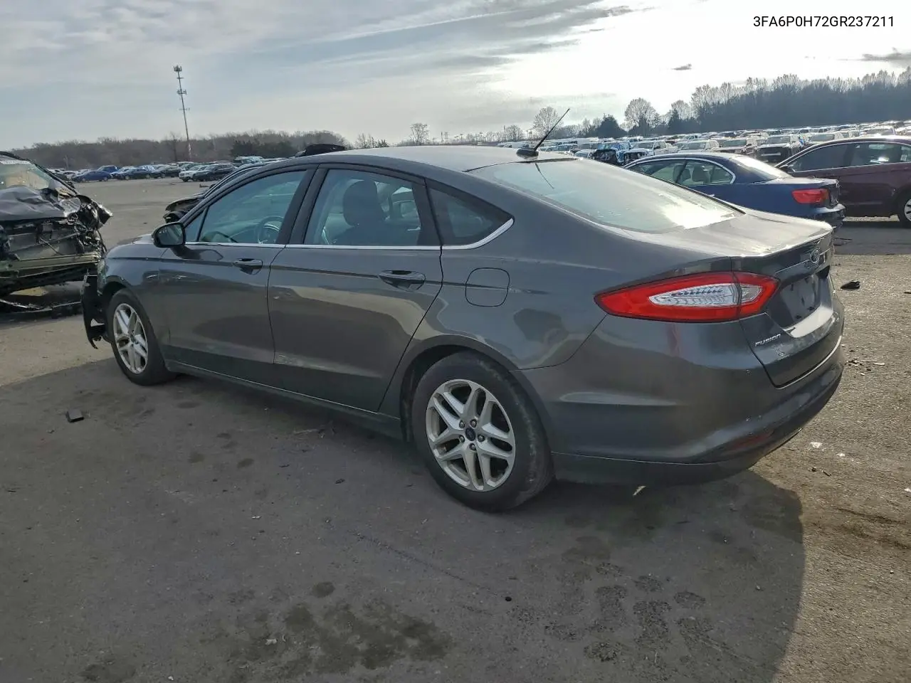 3FA6P0H72GR237211 2016 Ford Fusion Se