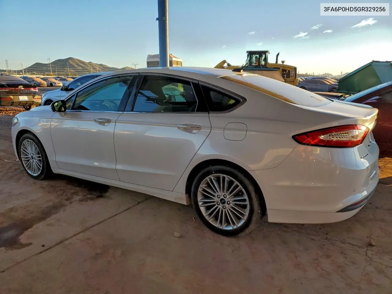 3FA6P0HD5GR329256 2016 Ford Fusion Se