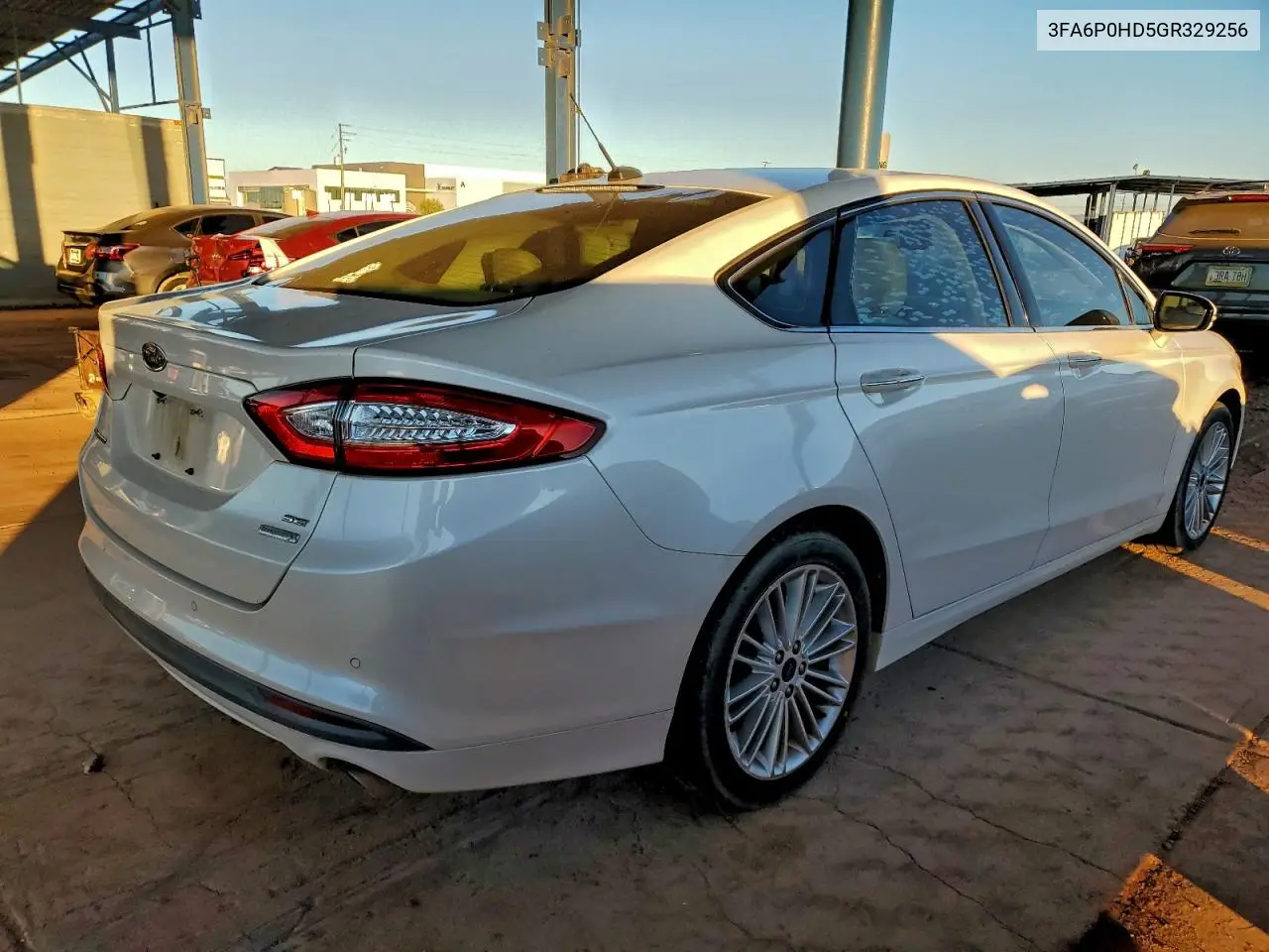 3FA6P0HD5GR329256 2016 Ford Fusion Se