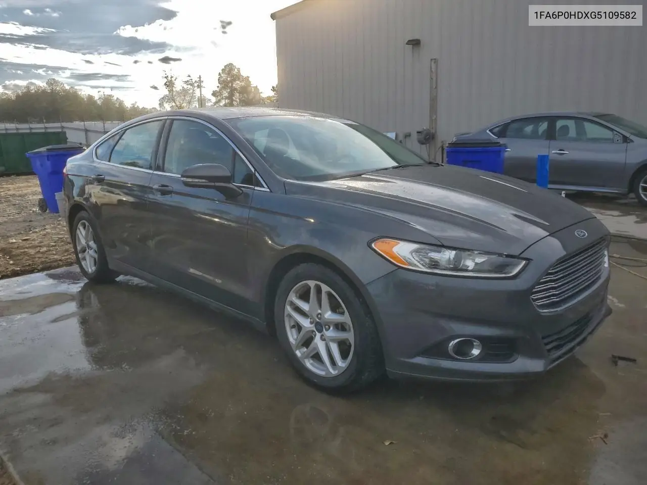 1FA6P0HDXG5109582 2016 Ford Fusion Se