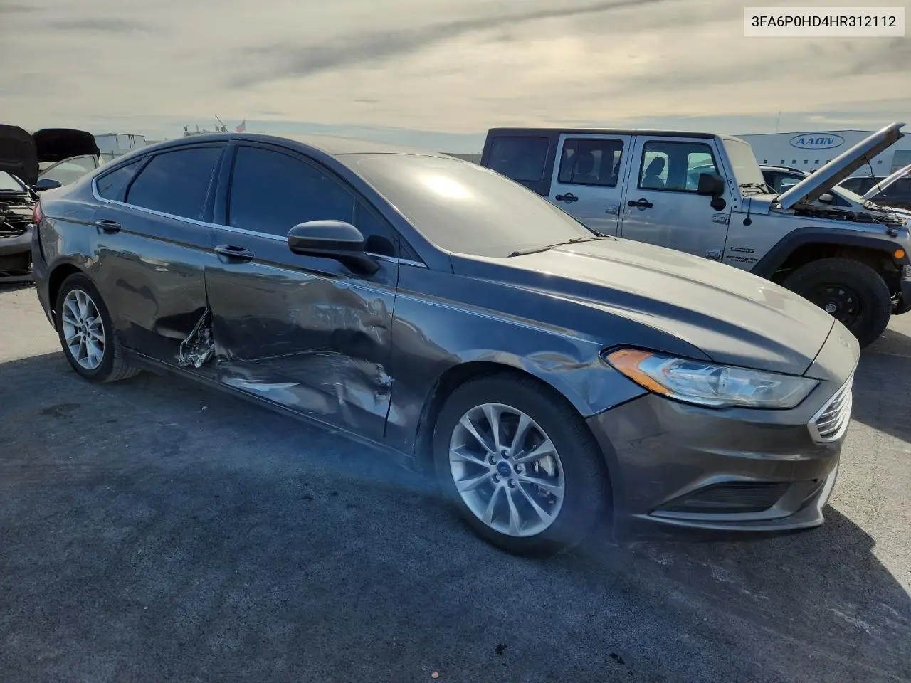3FA6P0HD4HR312112 2017 Ford Fusion Se