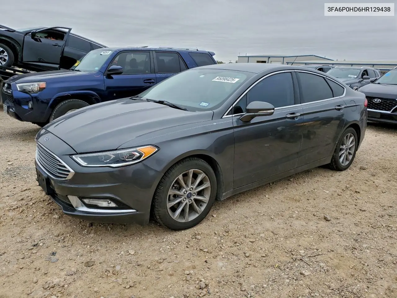 3FA6P0HD6HR129438 2017 Ford Fusion Se