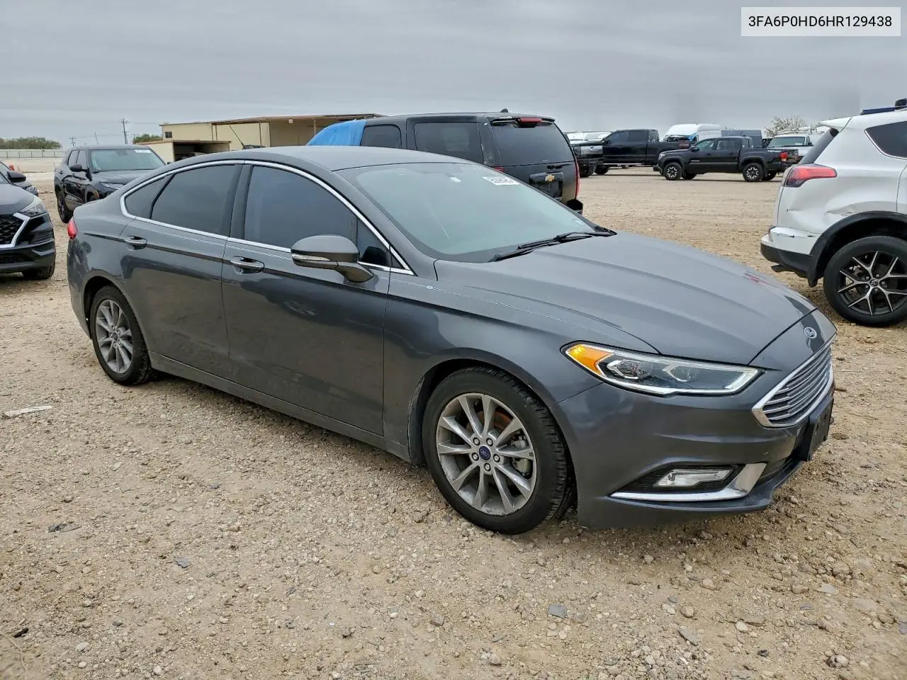 3FA6P0HD6HR129438 2017 Ford Fusion Se