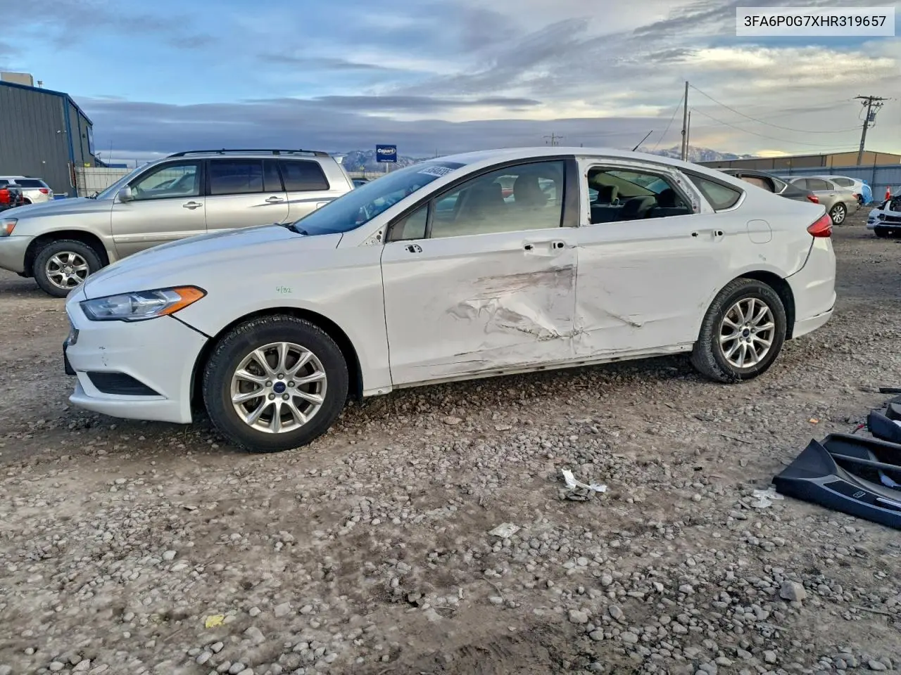 3FA6P0G7XHR319657 2017 Ford Fusion S