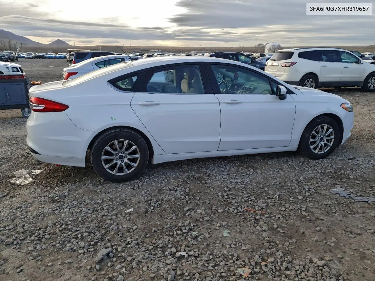 3FA6P0G7XHR319657 2017 Ford Fusion S