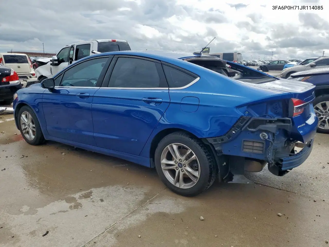 3FA6P0H71JR114085 2018 Ford Fusion Se