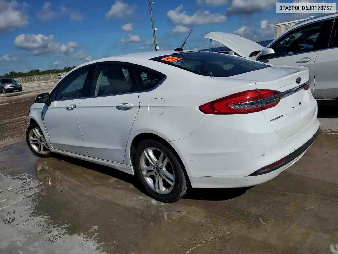 3FA6P0HD6JR178757 2018 Ford Fusion Se
