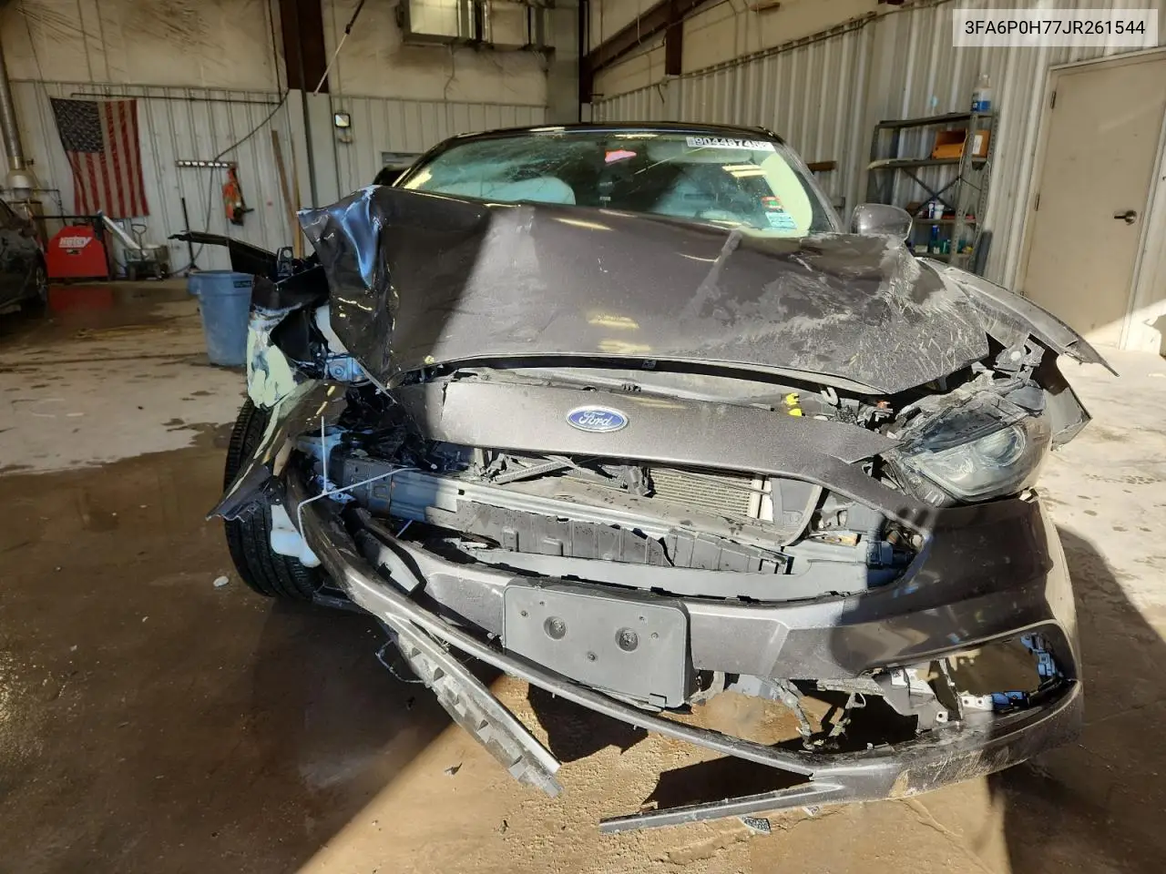 3FA6P0H77JR261544 2018 Ford Fusion Se