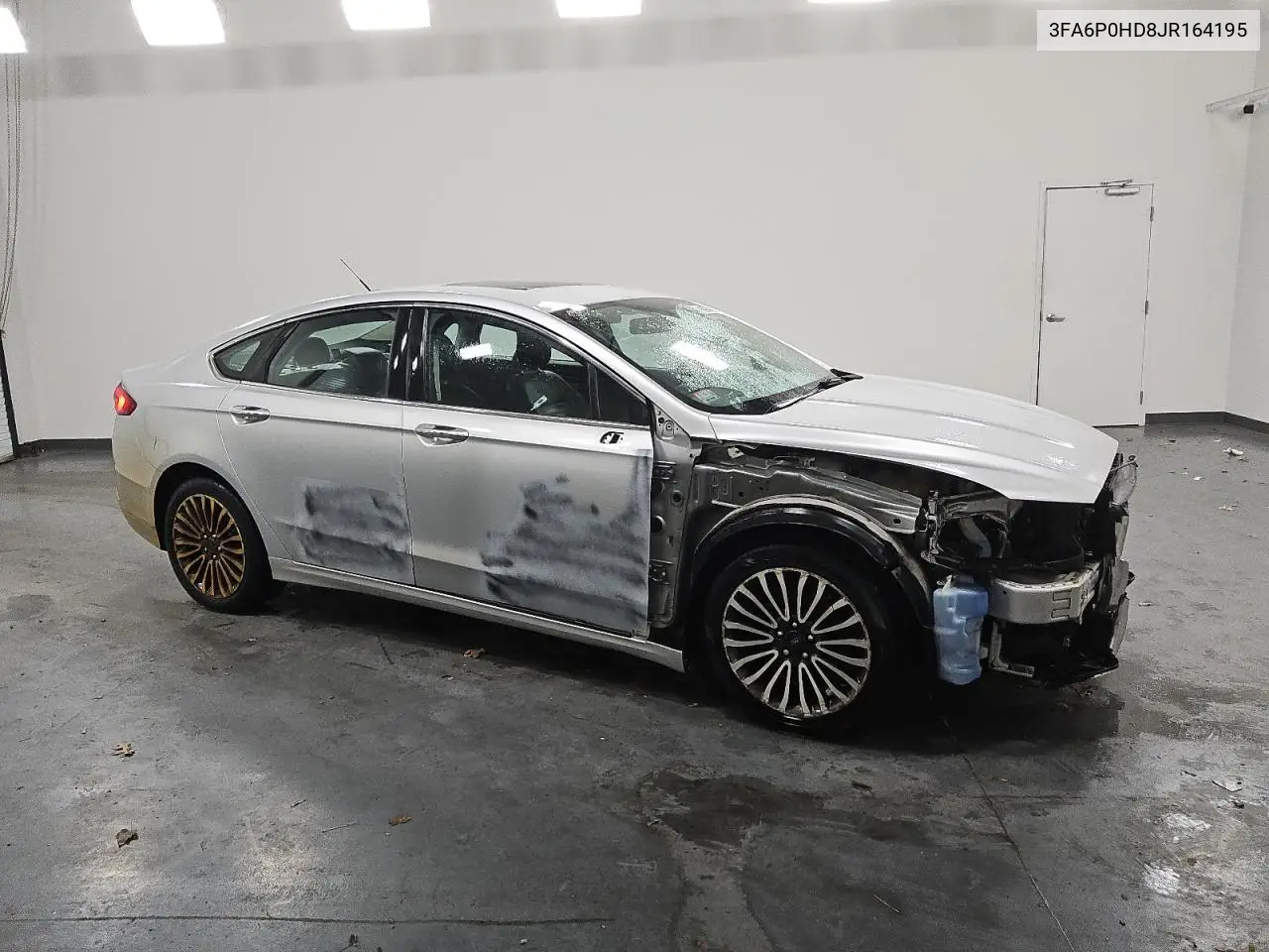 3FA6P0HD8JR164195 2018 Ford Fusion Se
