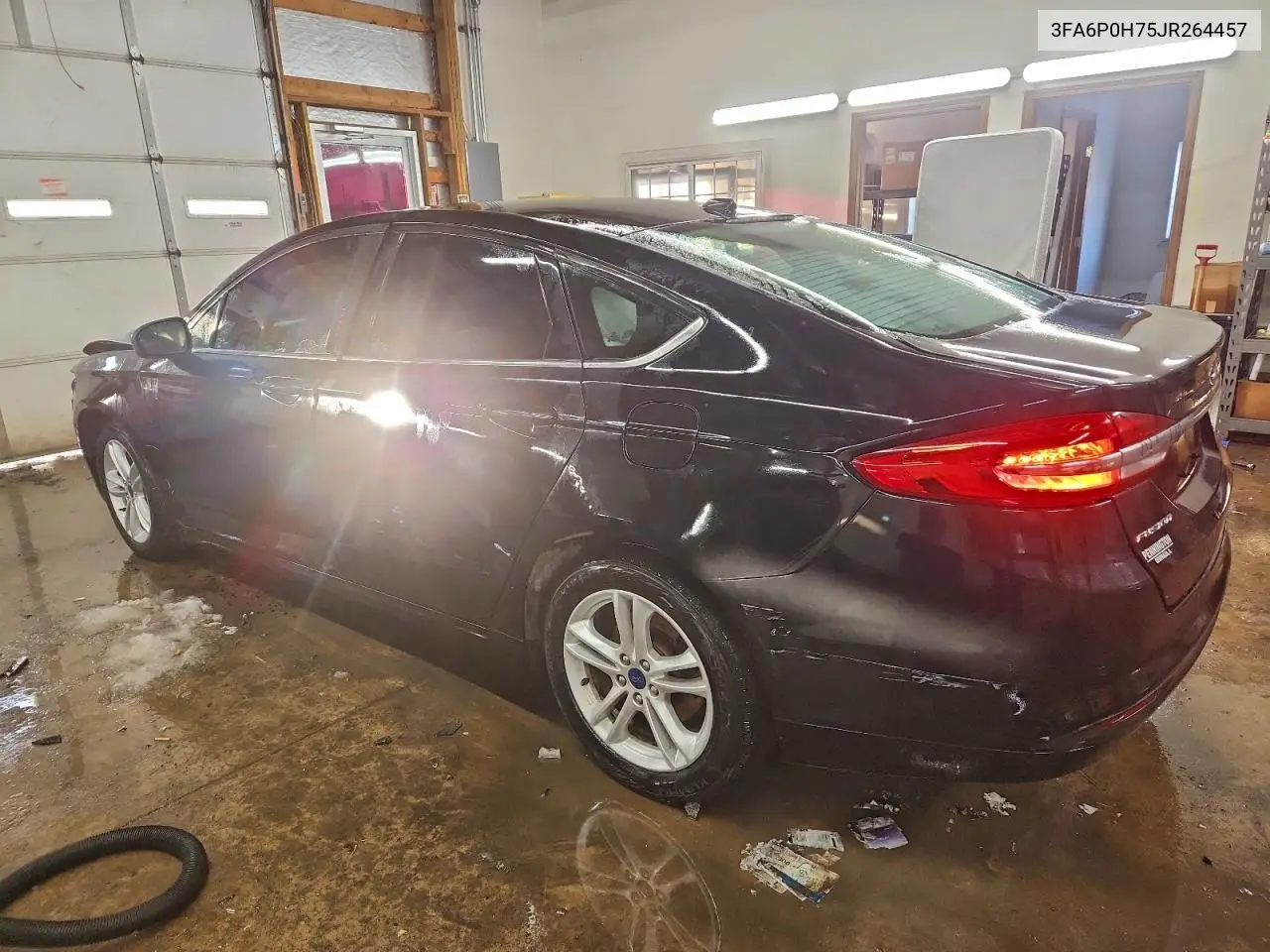 3FA6P0H75JR264457 2018 Ford Fusion Se