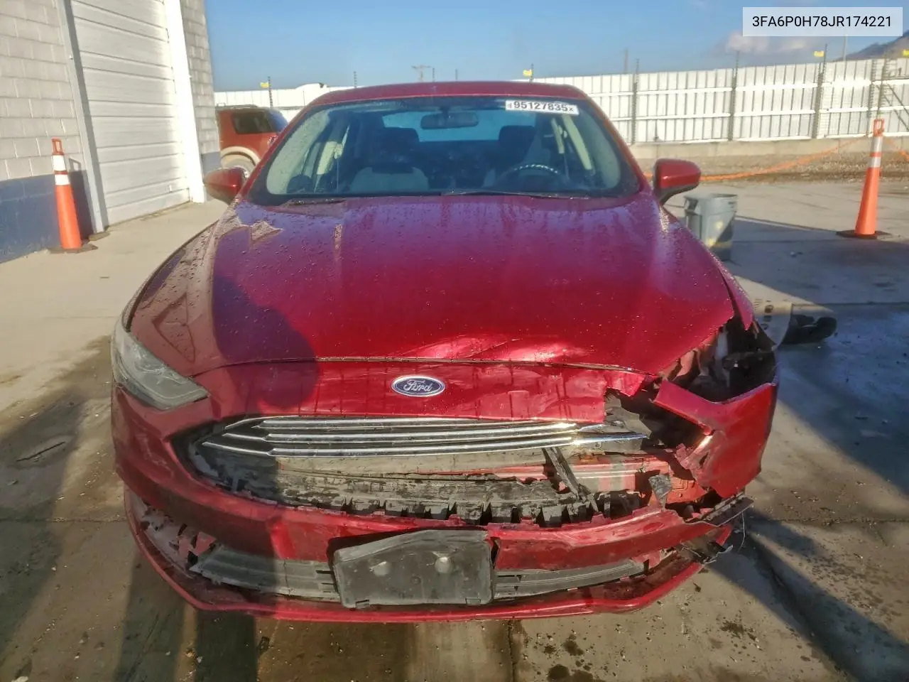 3FA6P0H78JR174221 2018 Ford Fusion Se