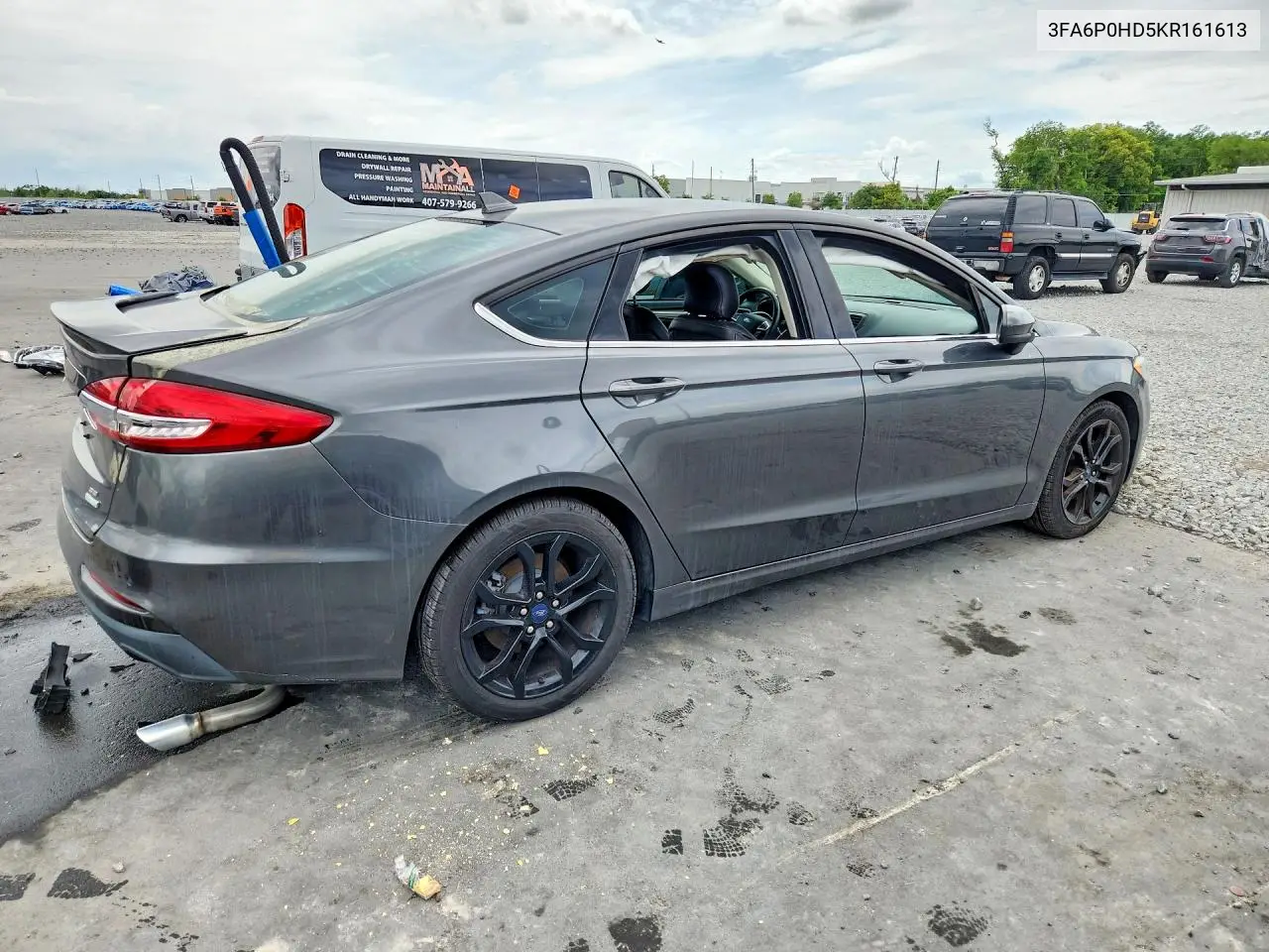3FA6P0HD5KR161613 2019 Ford Fusion Se