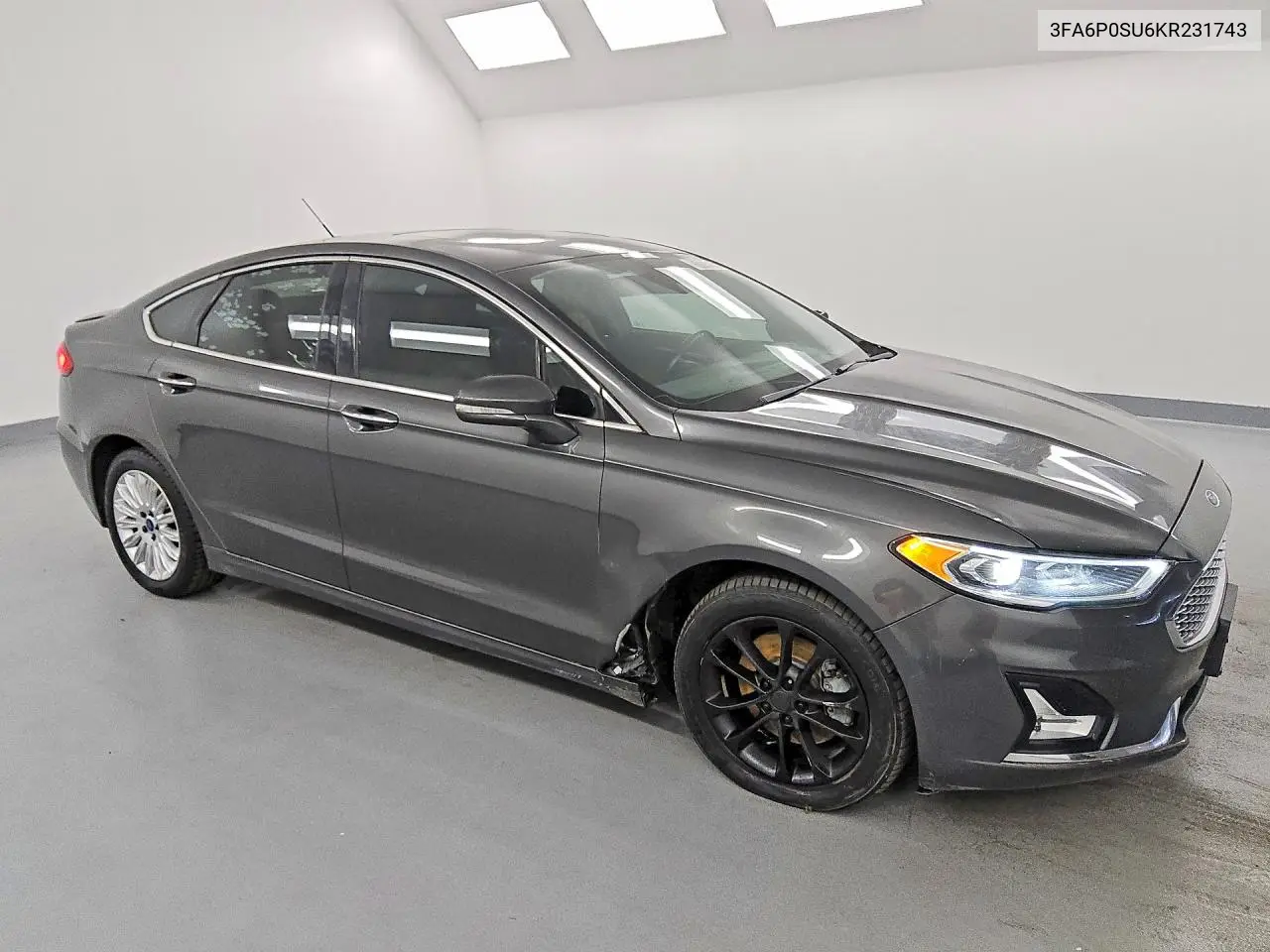3FA6P0SU6KR231743 2019 Ford Fusion Titanium