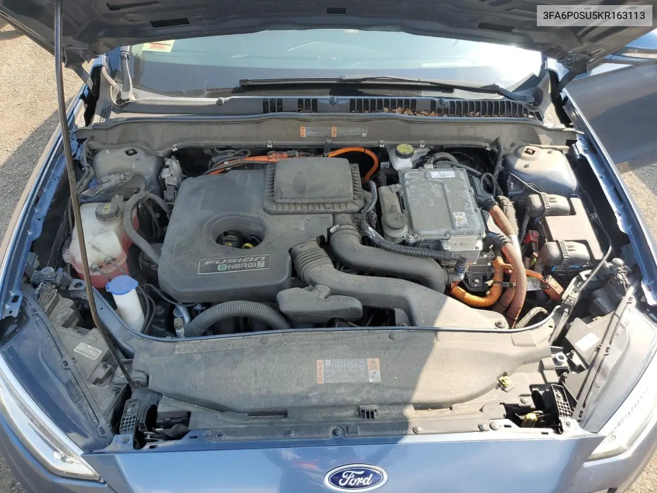 3FA6P0SU5KR163113 2019 Ford Fusion Titanium