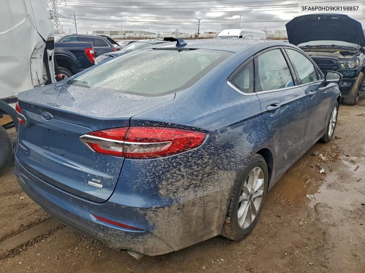 3FA6P0HD9KR198857 2019 Ford Fusion Se