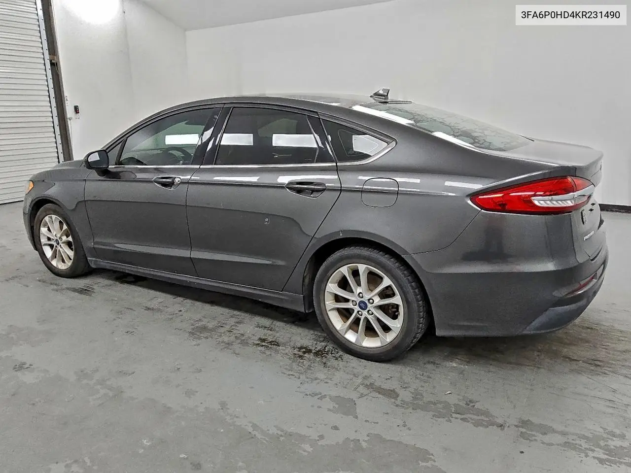 3FA6P0HD4KR231490 2019 Ford Fusion Se