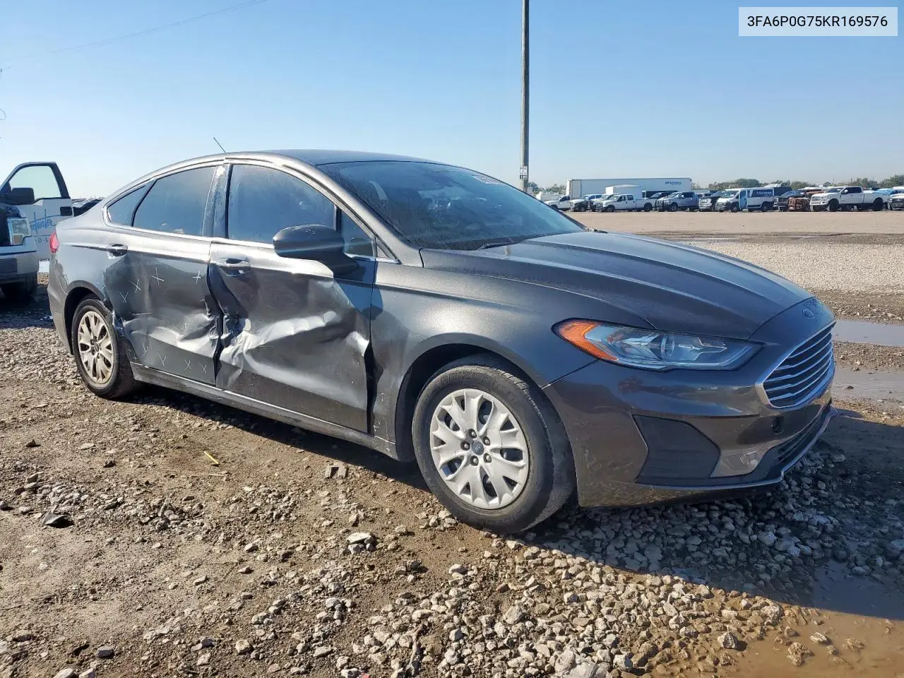 3FA6P0G75KR169576 2019 Ford Fusion S