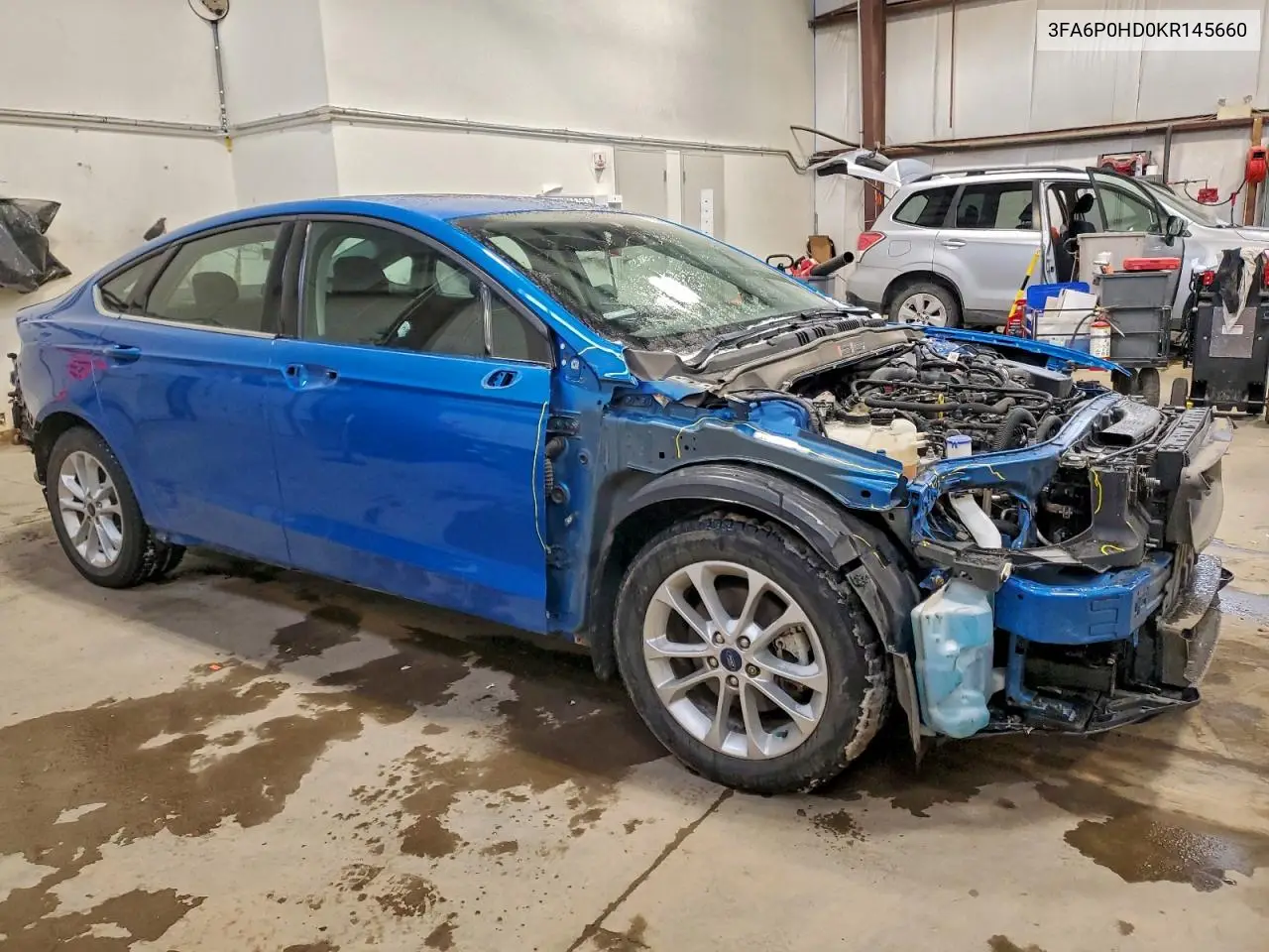 3FA6P0HD0KR145660 2019 Ford Fusion Se