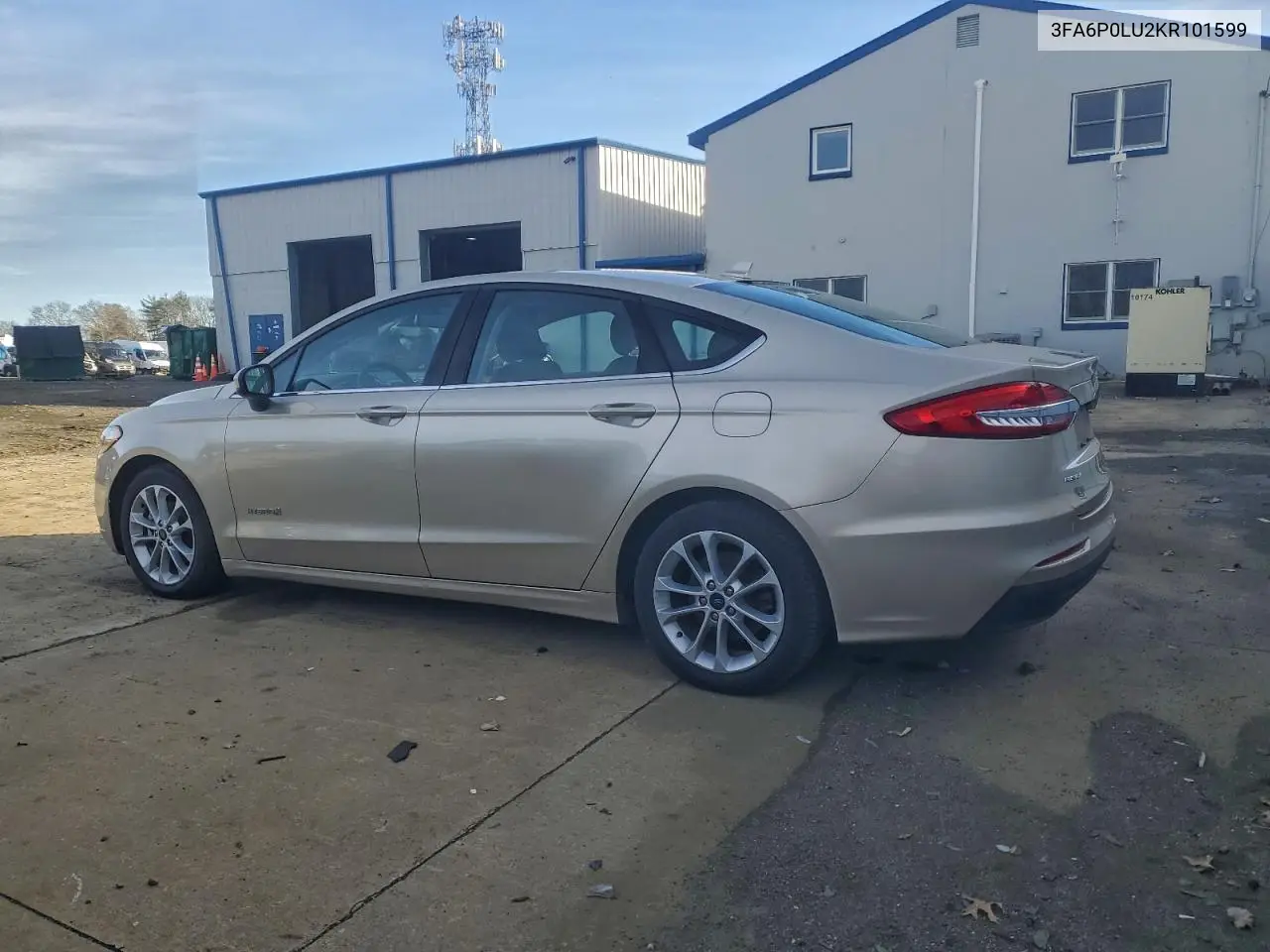 3FA6P0LU2KR101599 2019 Ford Fusion Se