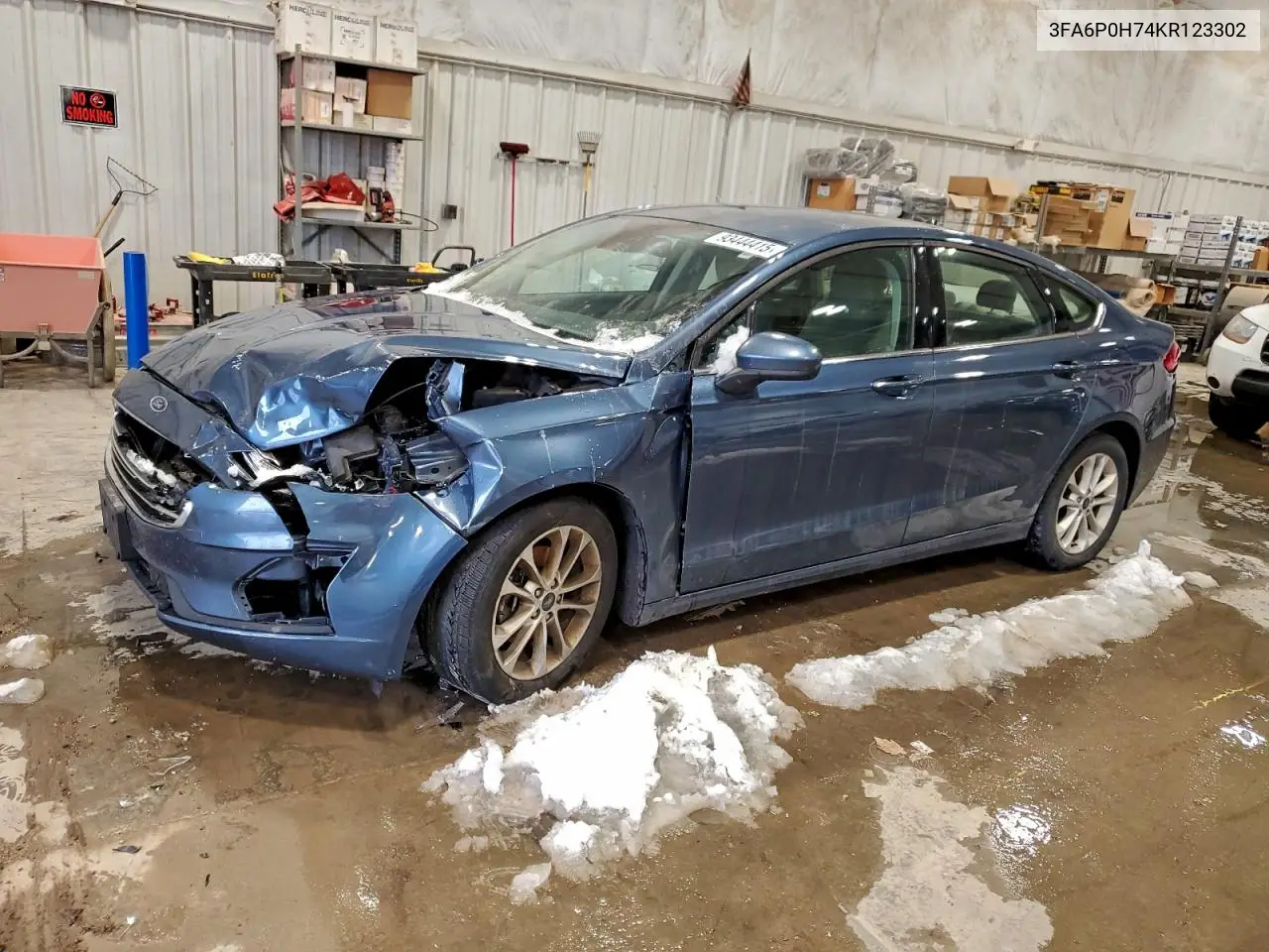 3FA6P0H74KR123302 2019 Ford Fusion Se
