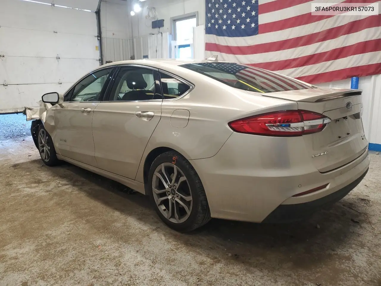 3FA6P0RU3KR157073 2019 Ford Fusion Titanium