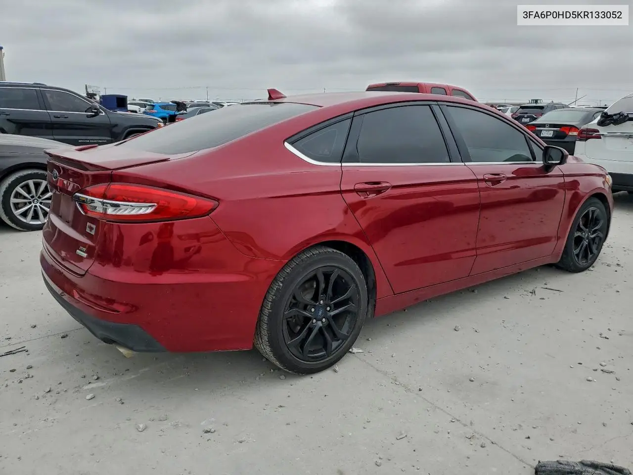 3FA6P0HD5KR133052 2019 Ford Fusion Se
