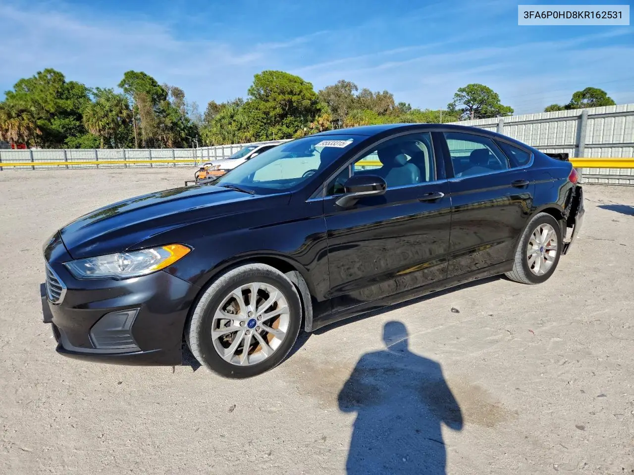 3FA6P0HD8KR162531 2019 Ford Fusion Se