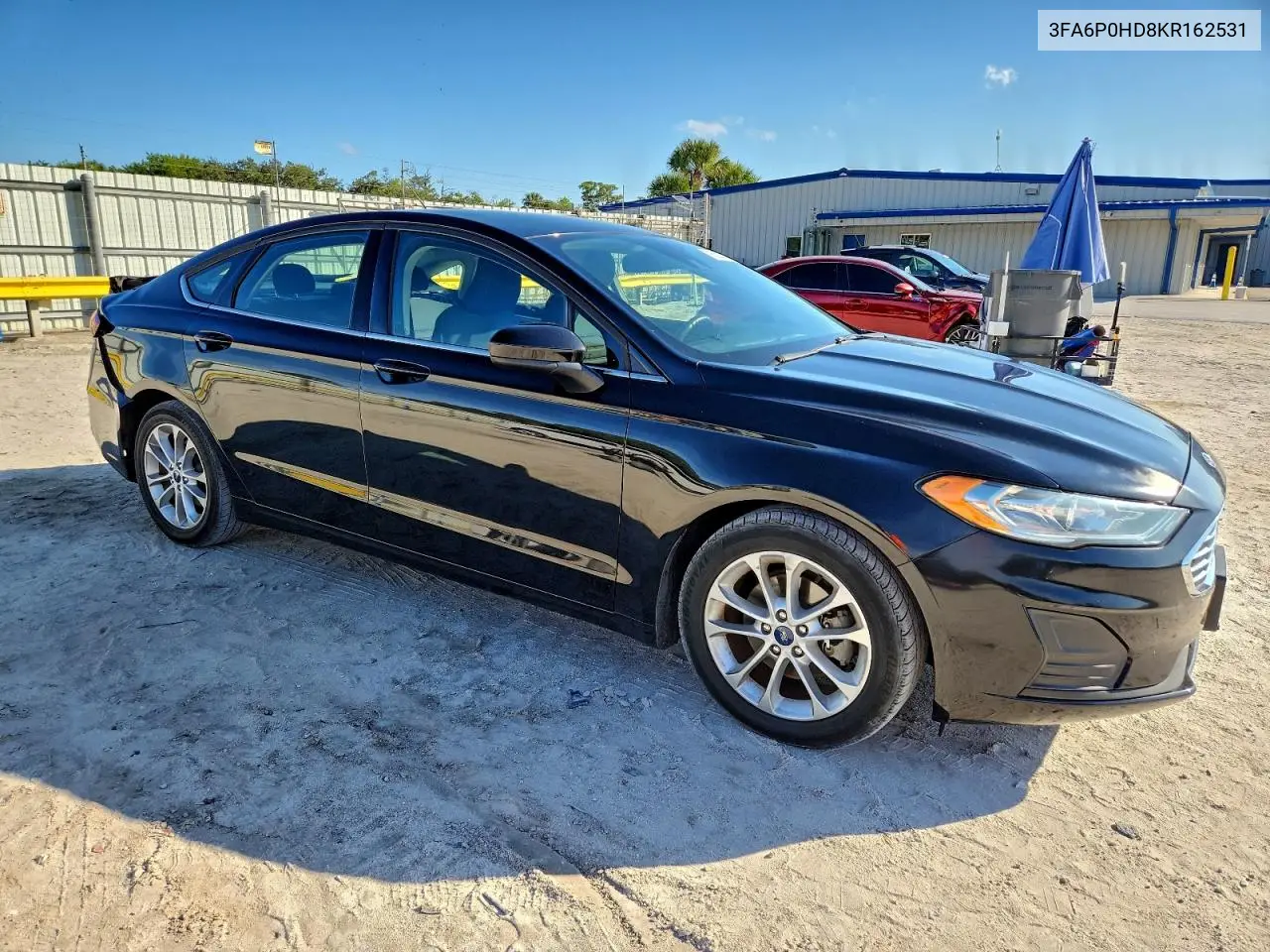 3FA6P0HD8KR162531 2019 Ford Fusion Se