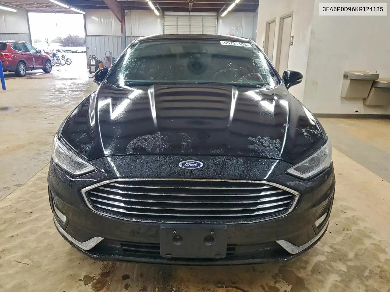 3FA6P0D96KR124135 2019 Ford Fusion Titanium