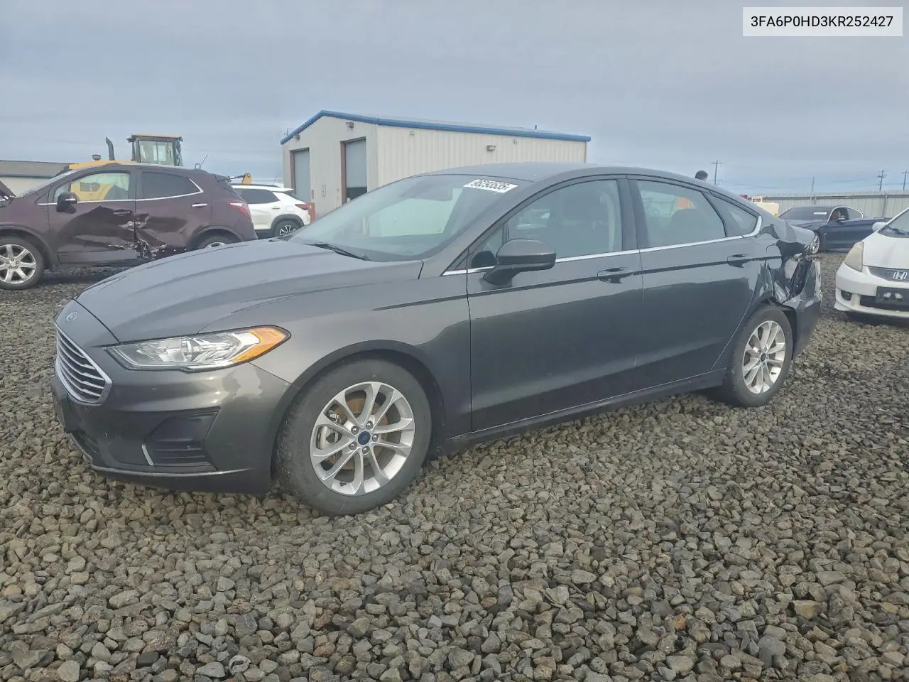 3FA6P0HD3KR252427 2019 Ford Fusion Se