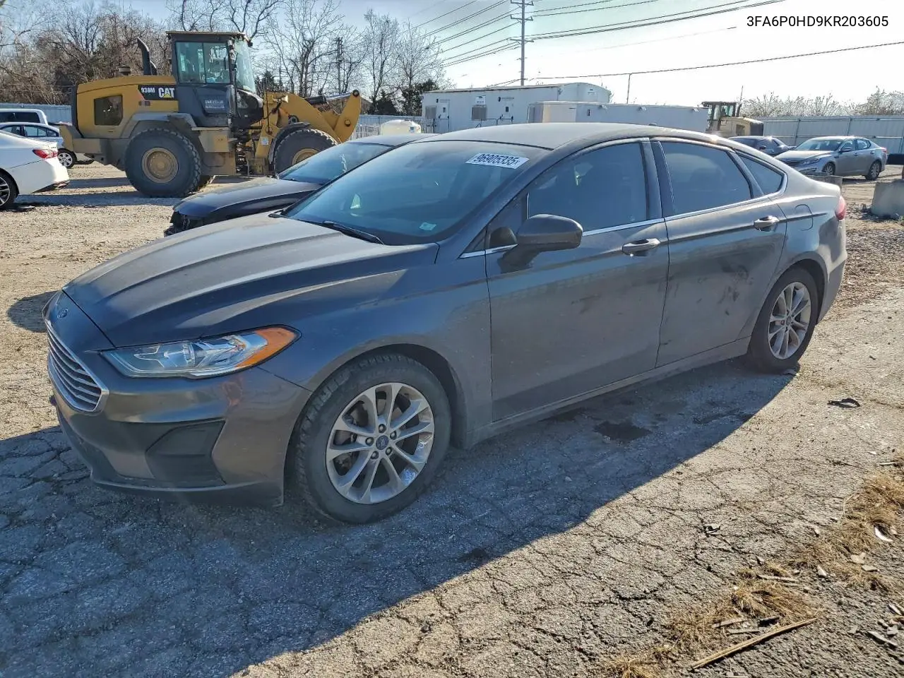 3FA6P0HD9KR203605 2019 Ford Fusion Se