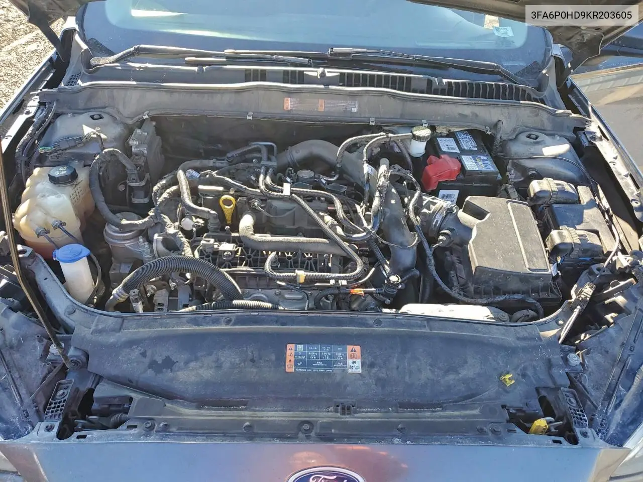 3FA6P0HD9KR203605 2019 Ford Fusion Se