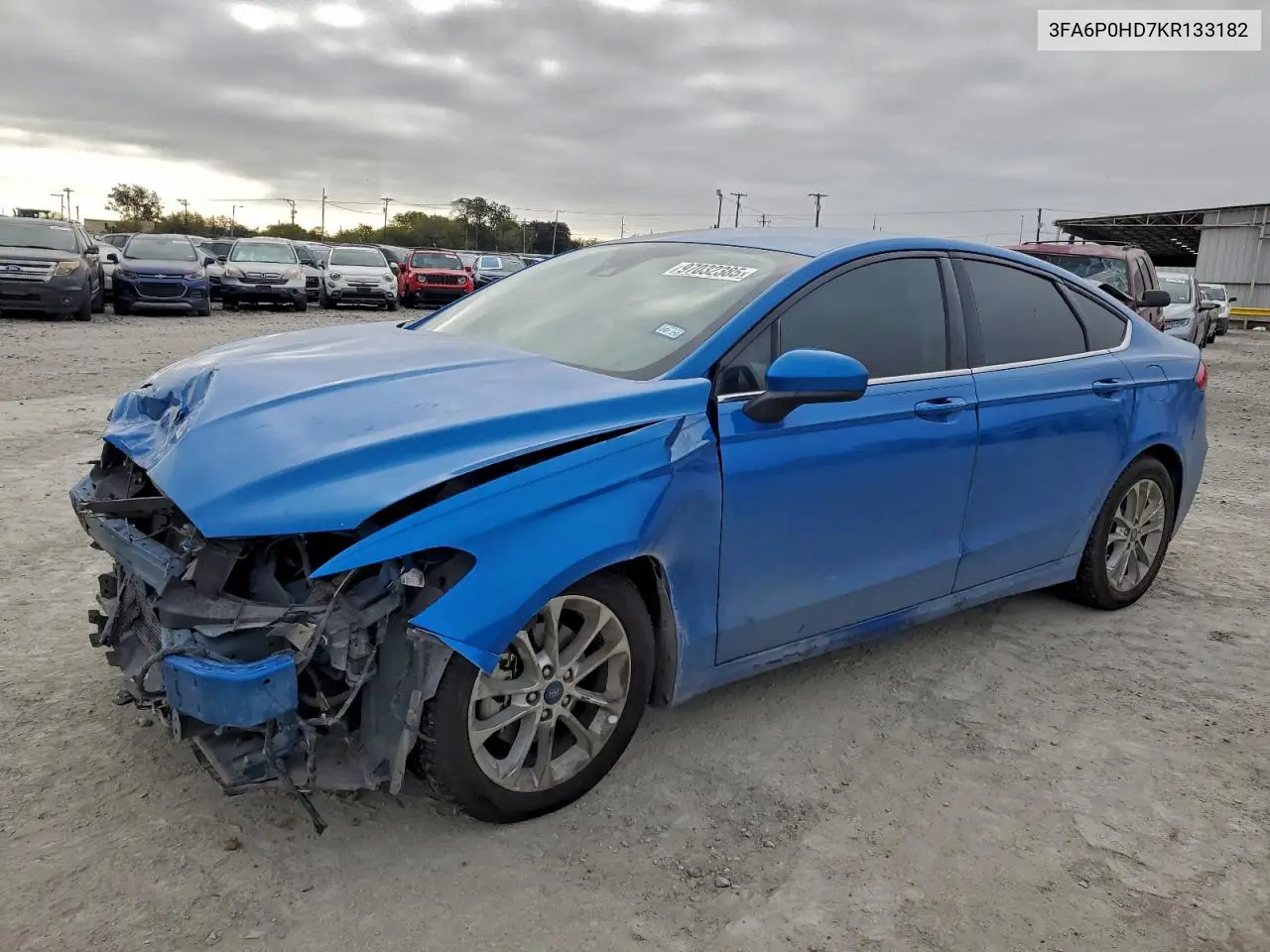 3FA6P0HD7KR133182 2019 Ford Fusion Se