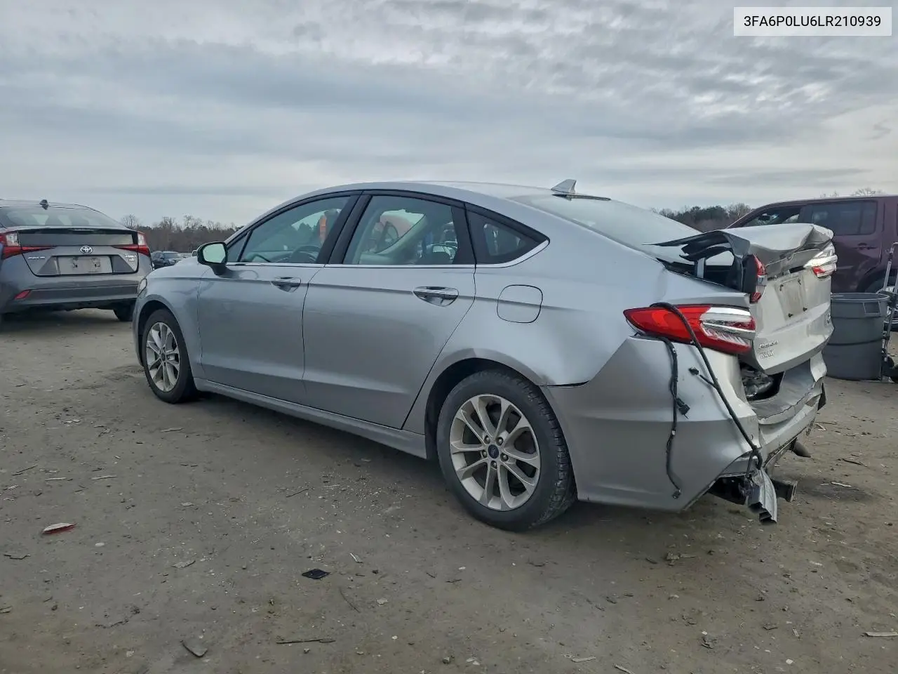 3FA6P0LU6LR210939 2020 Ford Fusion Se