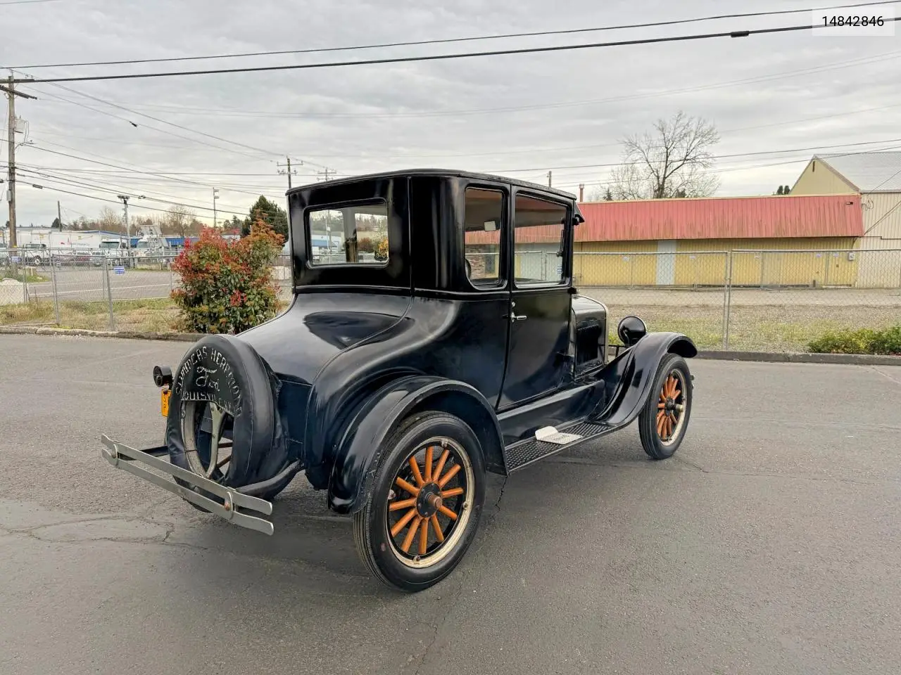 1927 Ford Model T VIN: 14842846 Lot: 47589876