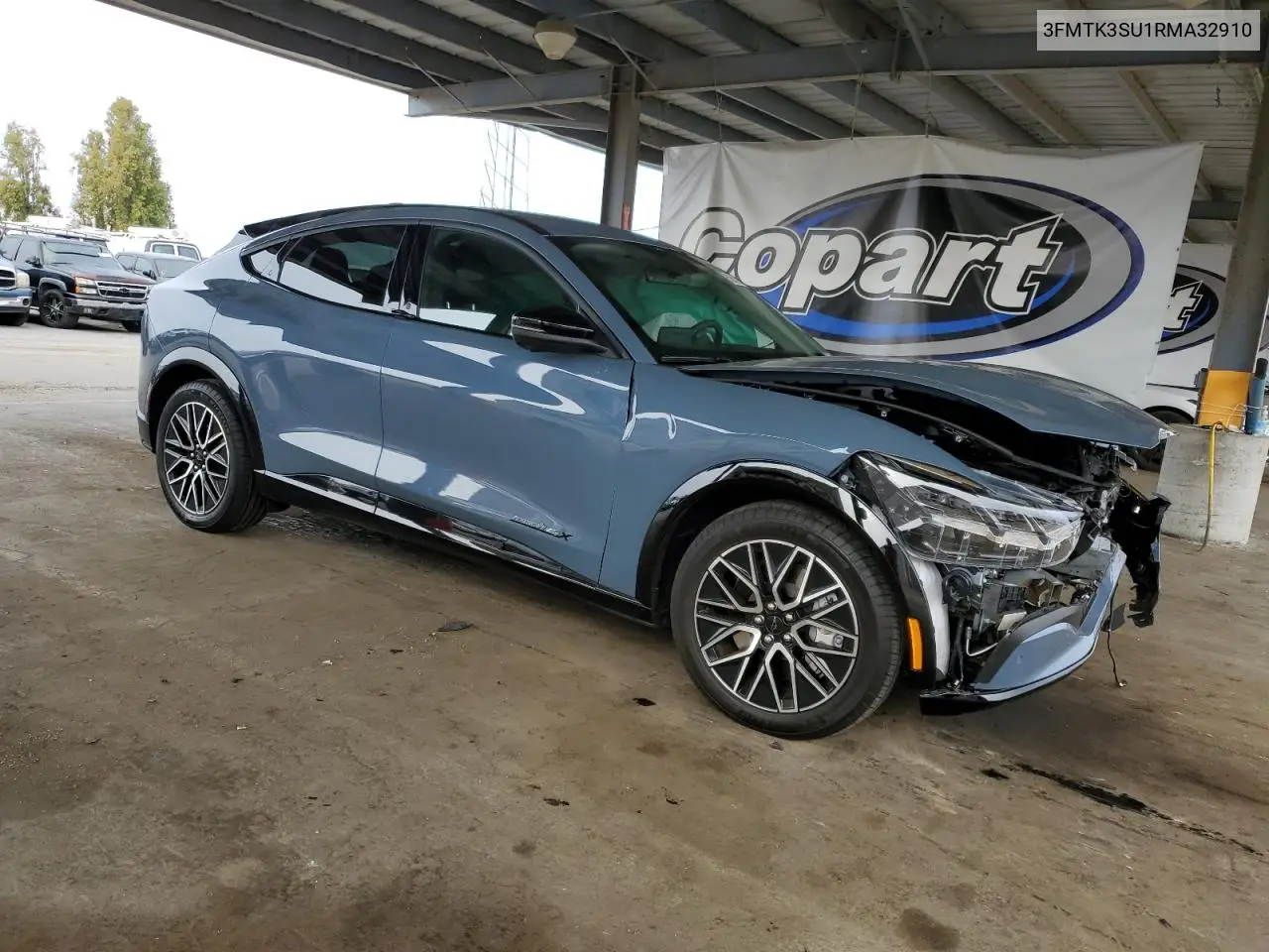 3FMTK3SU1RMA32910 2024 Ford Mustang Mach-E Premium
