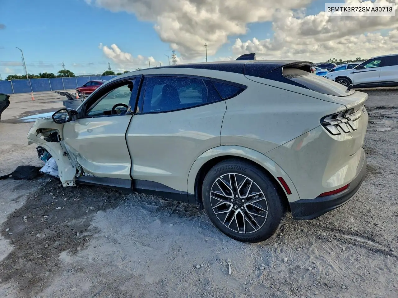 3FMTK3R72SMA30718 2025 Ford Mustang Mach-E Premium
