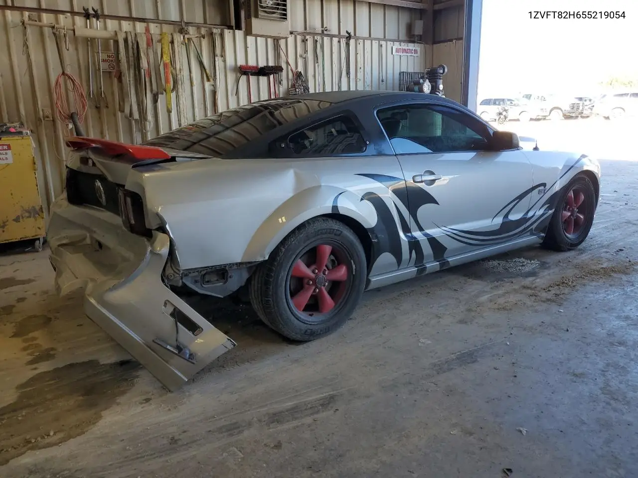 1ZVFT82H655219054 2005 Ford Mustang Gt