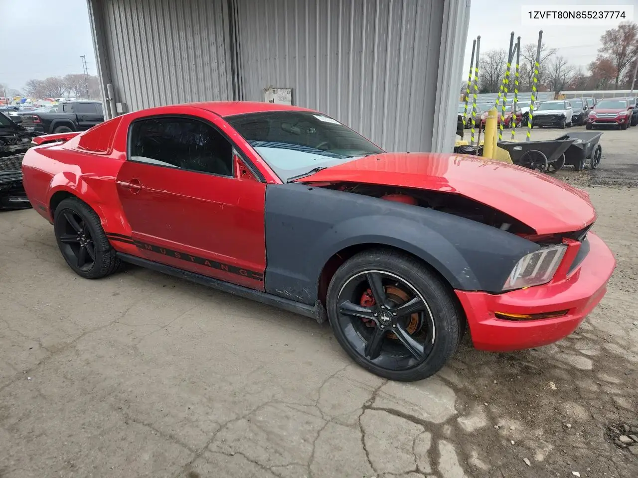 1ZVFT80N855237774 2005 Ford Mustang