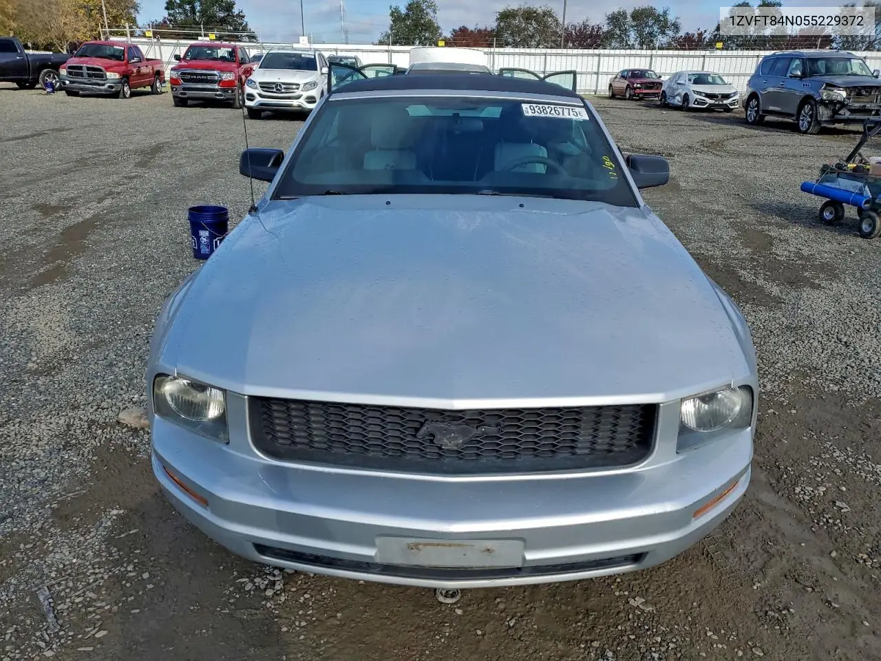 1ZVFT84N055229372 2005 Ford Mustang